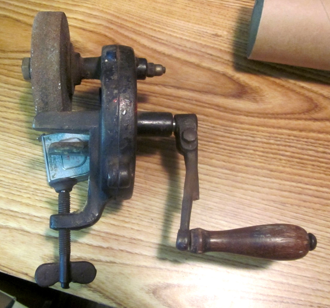 Antique Lakeside Hand Crank Vintage Bench Grip Grinder w/ 4” Spinning Wheel