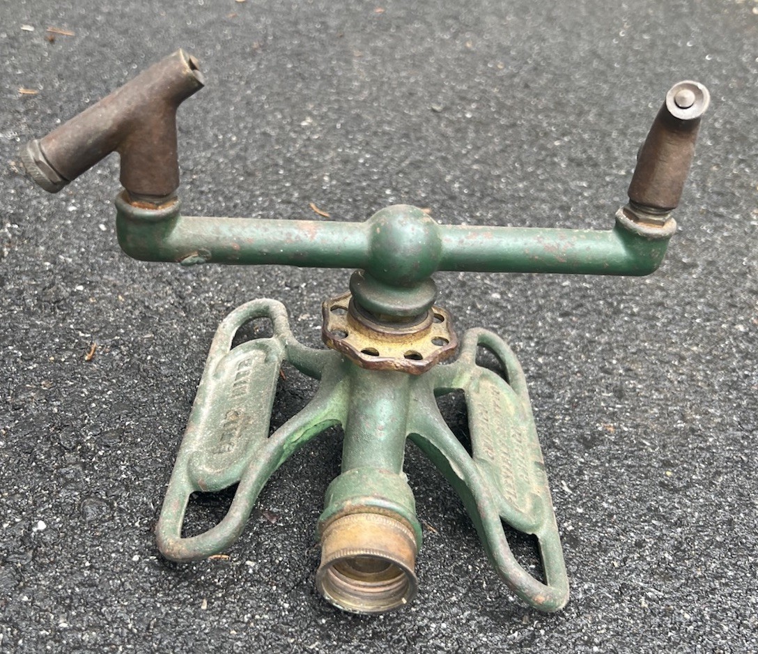 Vintage Old Iron & Brass Antique Garden & Farm Watering Spinning Fountain U.S.A Vintage Old Iron & Brass Antique Garden & Farm Watering Spinning Fountain U.S.A