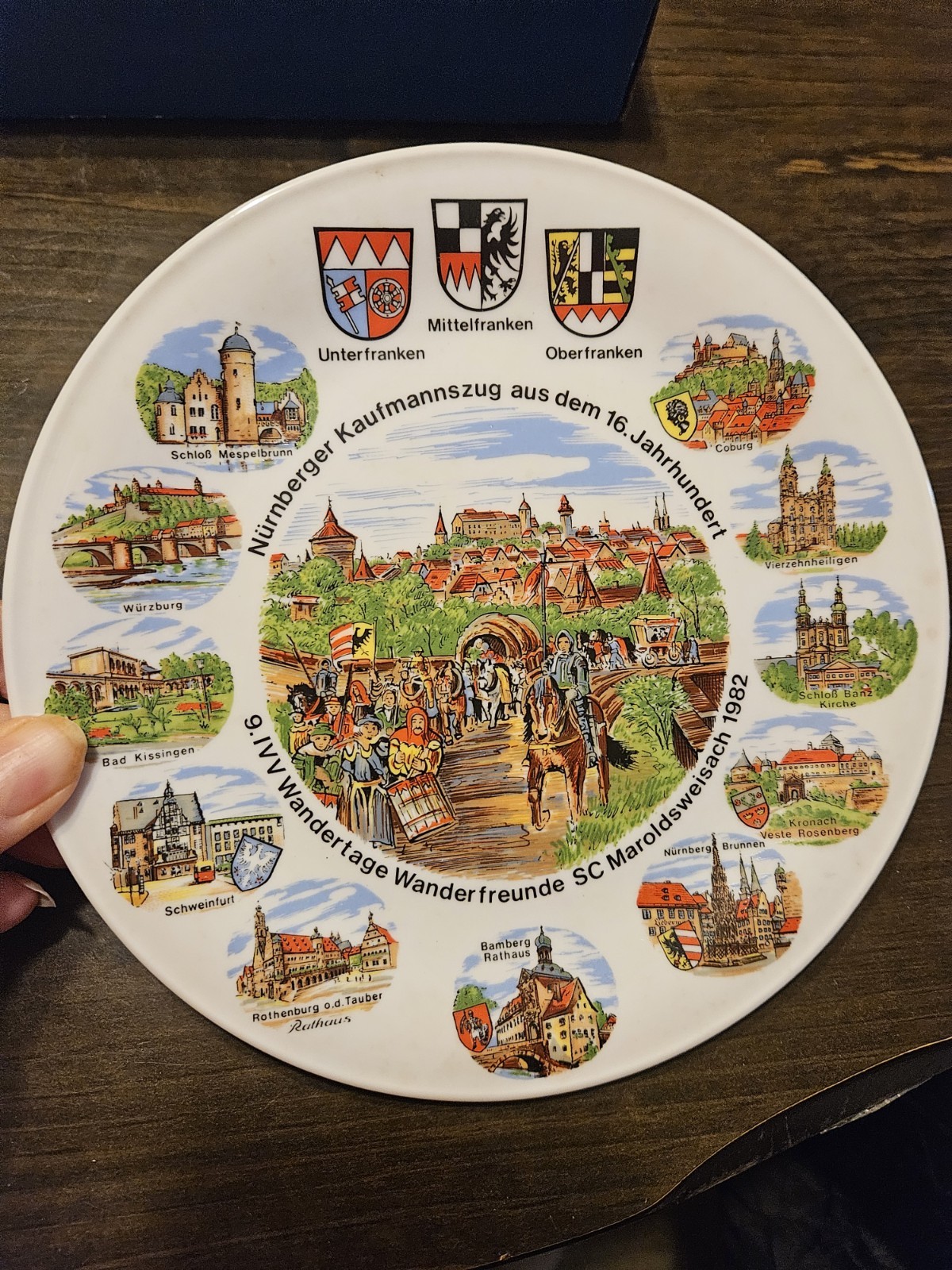 Vtg German Souvenir Ceramic Plate 1982 Franconian Regional Landmarks Gift 18312