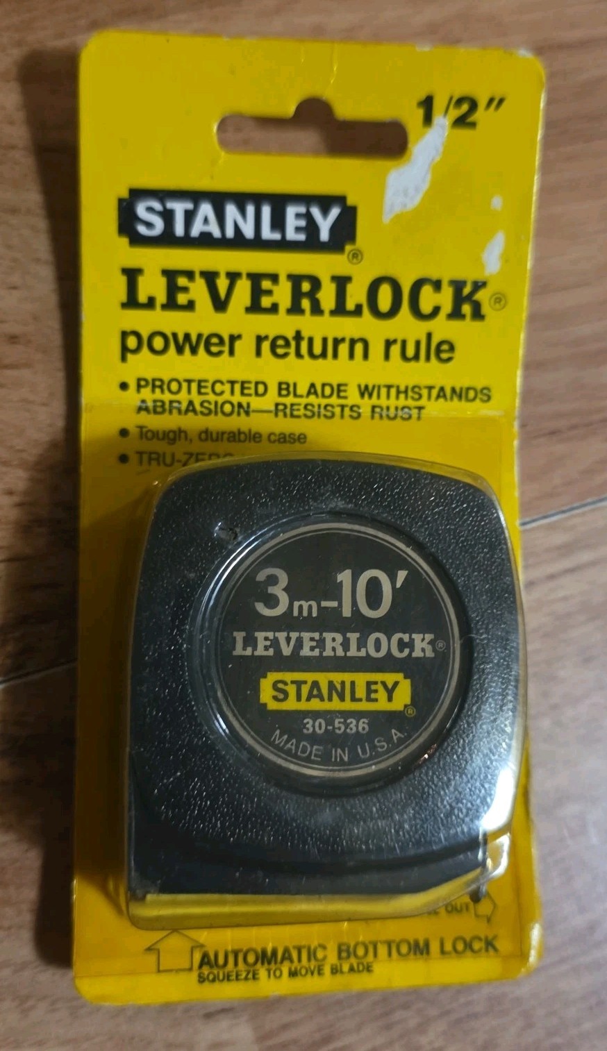 Vintage Stanley 3m 10ft Leverlock Tape Measure 30-536 Life Guard USA Made Vintage Stanley 3m 10ft Leverlock Tape Measure 30-536 Life Guard USA Made