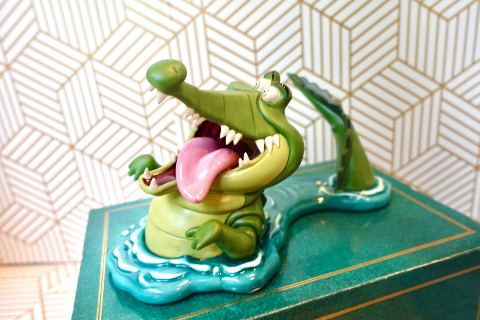 WDCC Peter Pan Tick-Tock Crocodile 41054 Wind-Up Figurine COA Box Retired