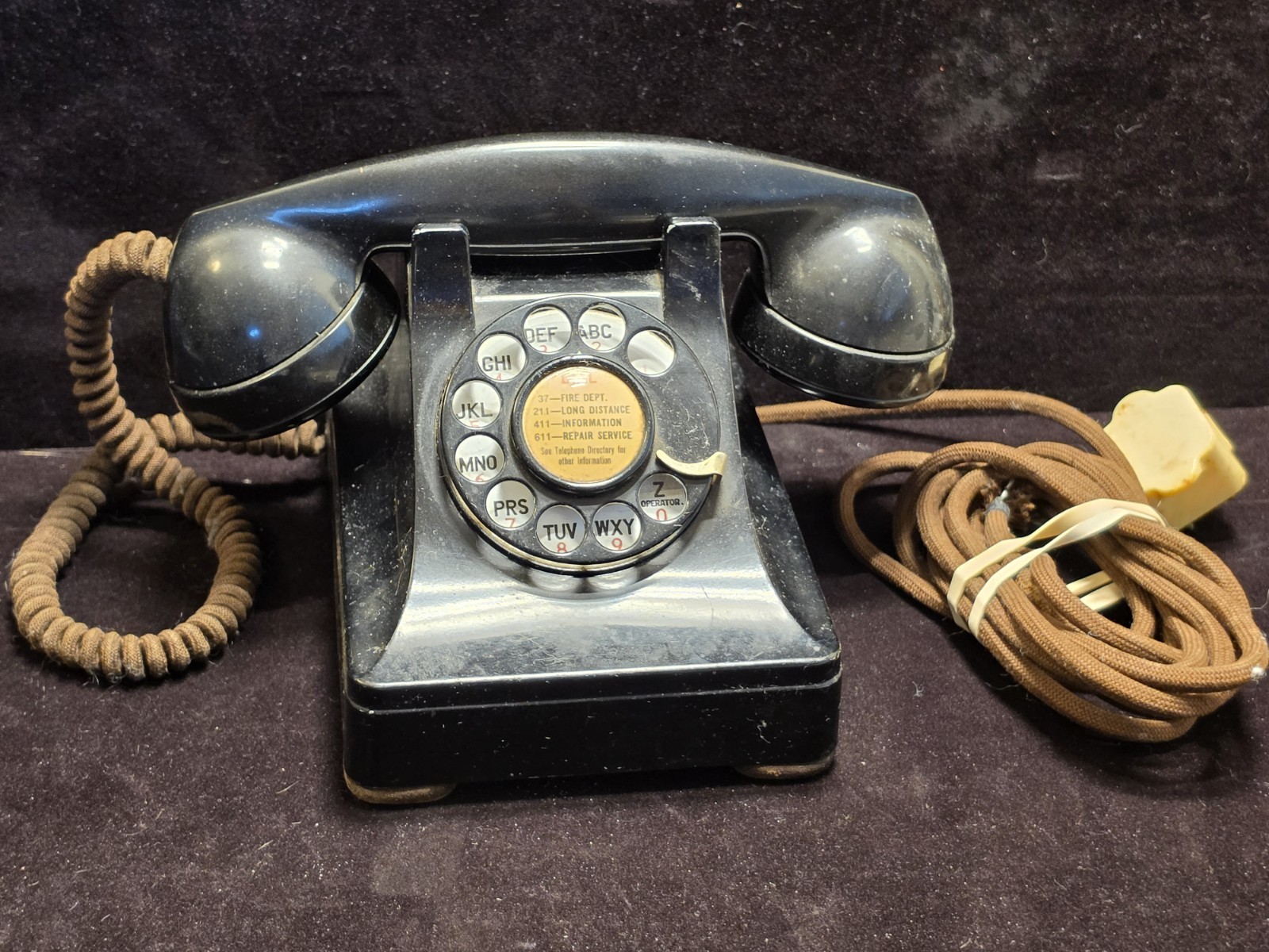 Vintage 1937 Bell System Western Electric Black Rotary Desk Phone Model 302