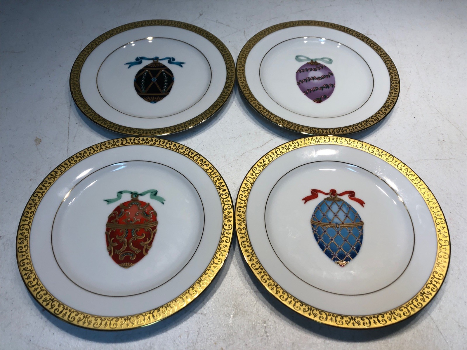 1991 Vintage Royal Gallery Gold Buffet Set of 4 Plates Faberge Egg 1991 Vintage Royal Gallery Gold Buffet Set of 4 Plates Faberge Egg