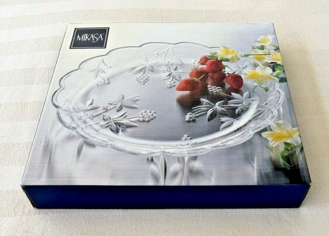 Mikasa Serving Plate Garden Terrace WY923/313 Scallop Rim Etched Crystal 14 1/2\