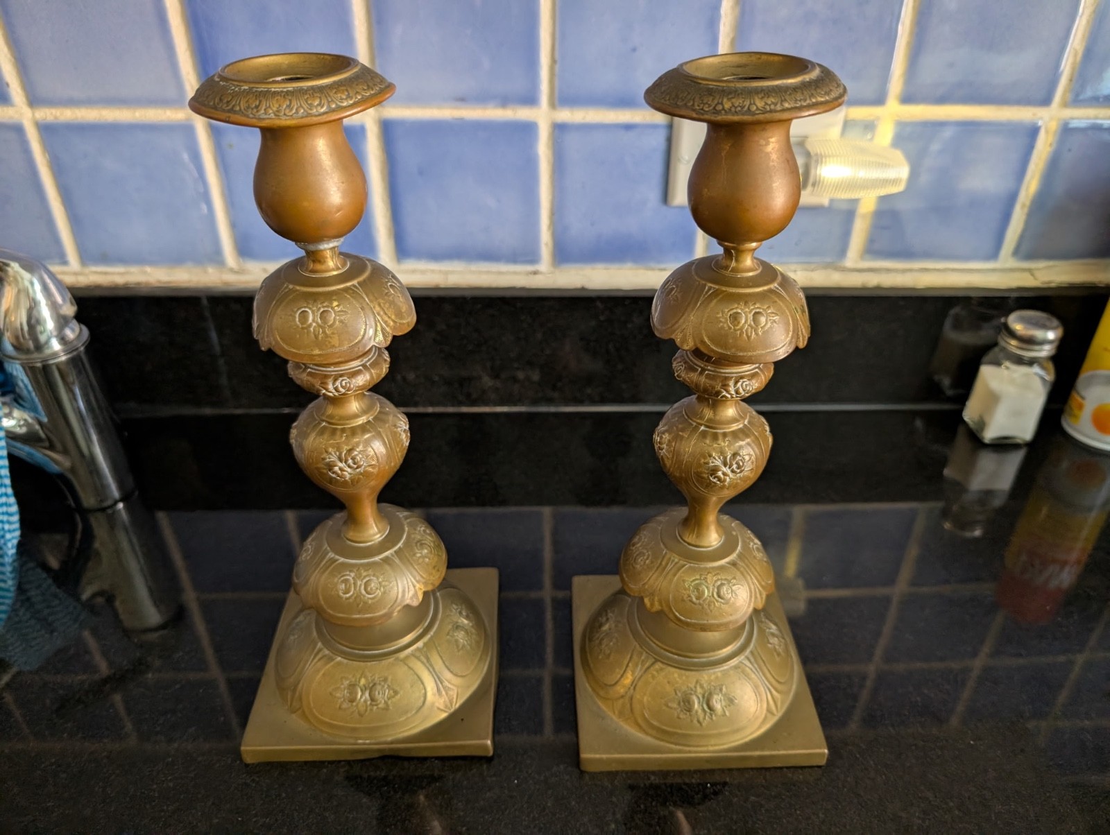 Brass antique Shabbat candlesticks, Norblin & Co, Warzawa, Poland, 1890 Brass antique Shabbat candlesticks, Norblin & Co, Warzawa, Poland, 1890