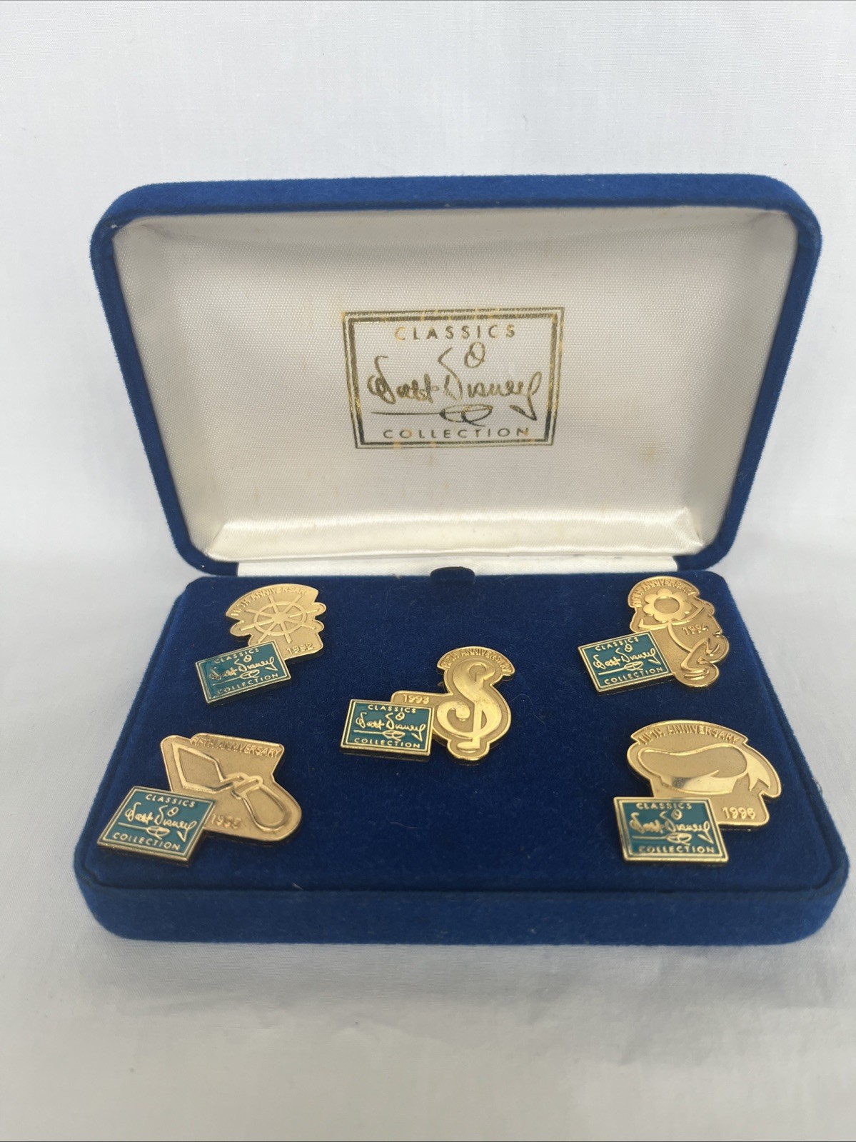 Vintage Walt Disney Classic 5th Anniversary Collection Pins Exclusive 1992-1996