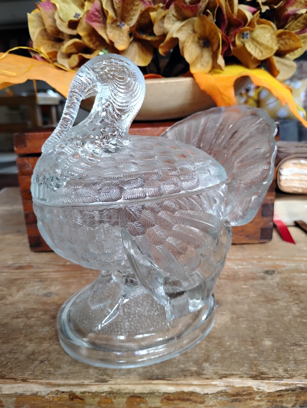Gorgeous Larger Glass Vintage Vtg Thanksgiving Fall TURKEY Candy Dish Decor Gorgeous Larger Glass Vintage Vtg Thanksgiving Fall TURKEY Candy Dish Decor