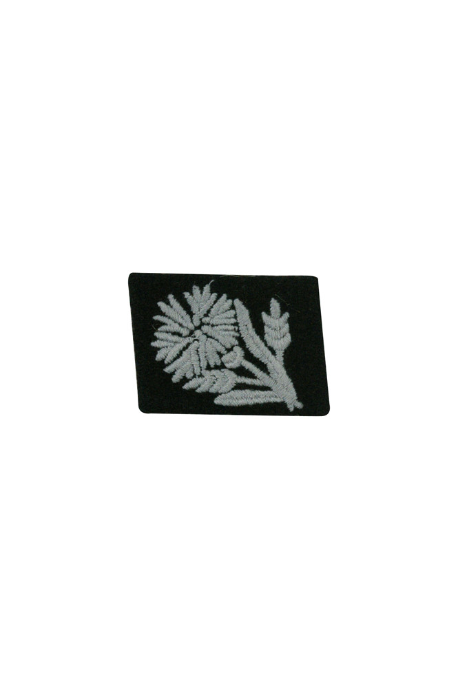 Elite 8th Cavalry-Div. Florian Geyer 22th Cavalry Div. EM/NCO right collar tab