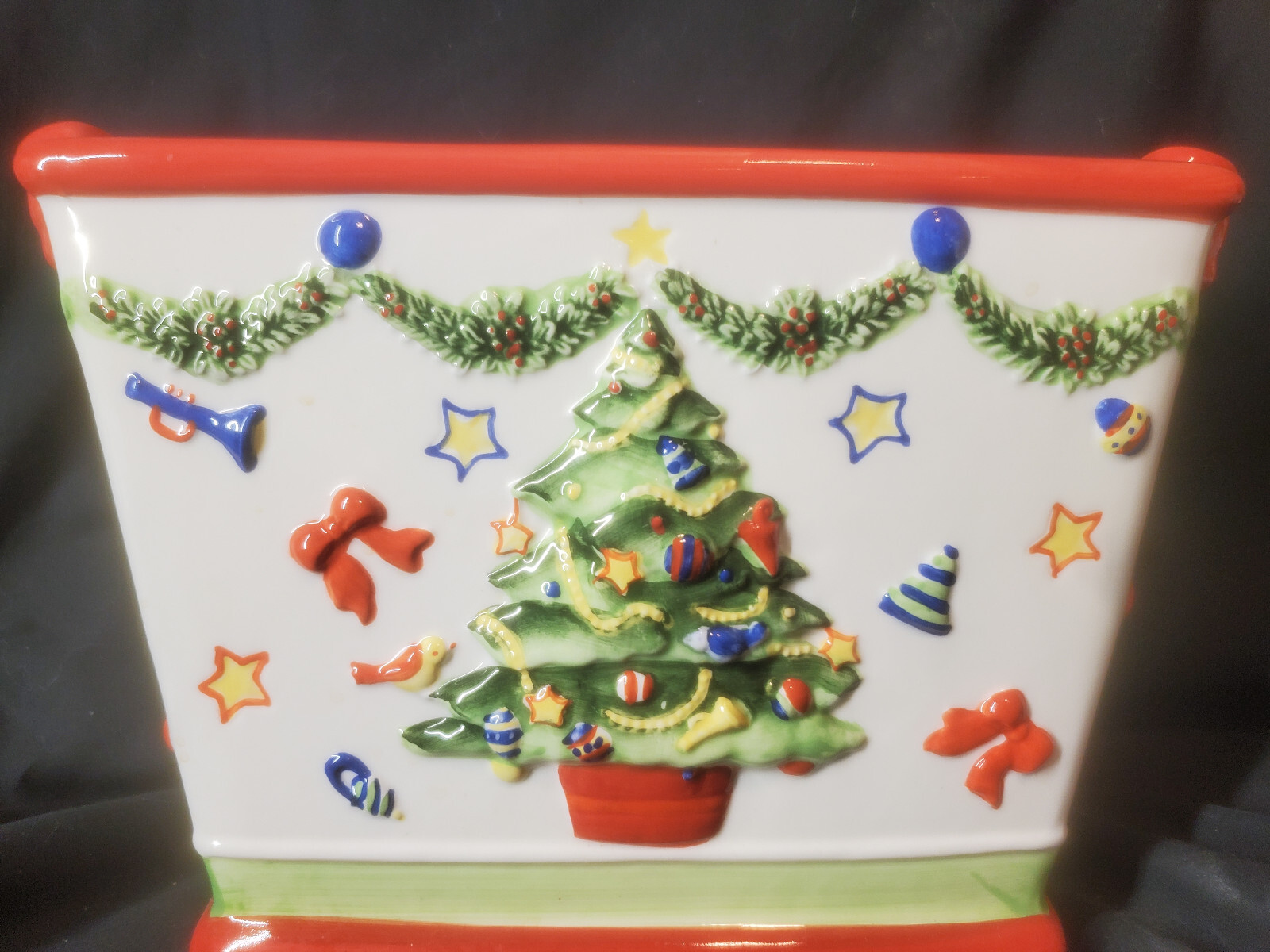 PFALTZGRAFF Ceramic Sculpted Basket Christmas Heritage Holiday Decor White 2001 PFALTZGRAFF Ceramic Sculpted Basket Christmas Heritage Holiday Decor White 2001