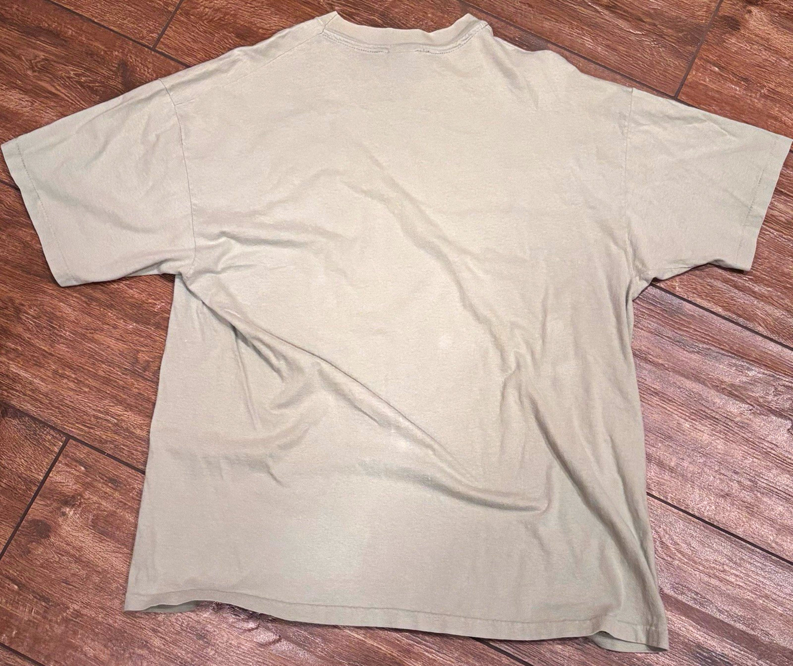 Disney Store Disney Tigger sportswear equipment vintage shirt. Disney Store Disney Tigger sportswear equipment vintage shirt.
