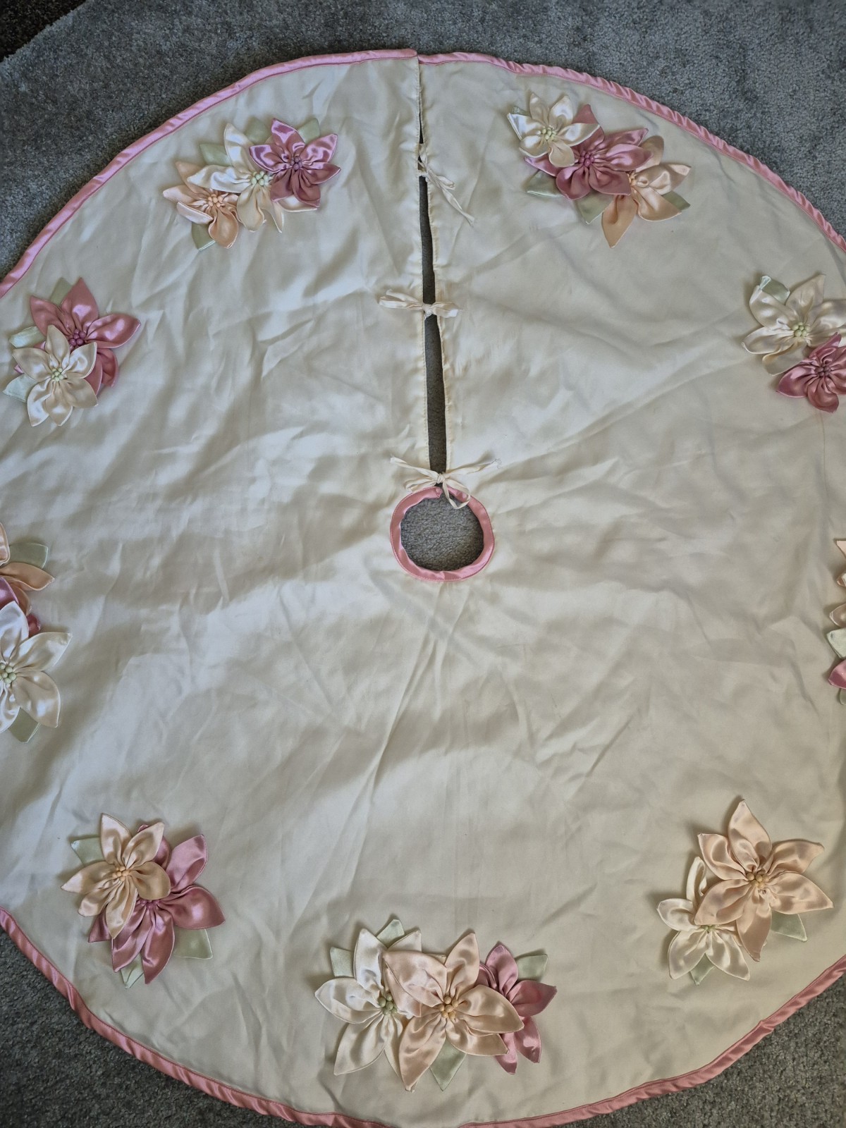 MARTHA STEWART CHRISTMAS TREE CIRCULAR SATIN SKIRT MARTHA STEWART CHRISTMAS TREE CIRCULAR SATIN SKIRT