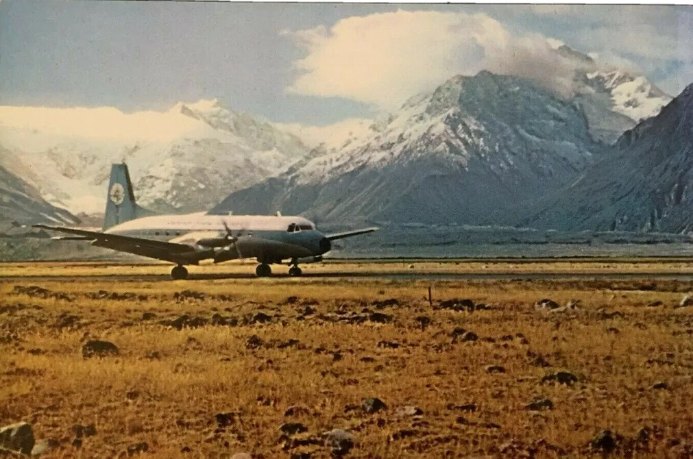 MOUNT COOK AIRFIELD VINTAGE POSTCARD 1970s 