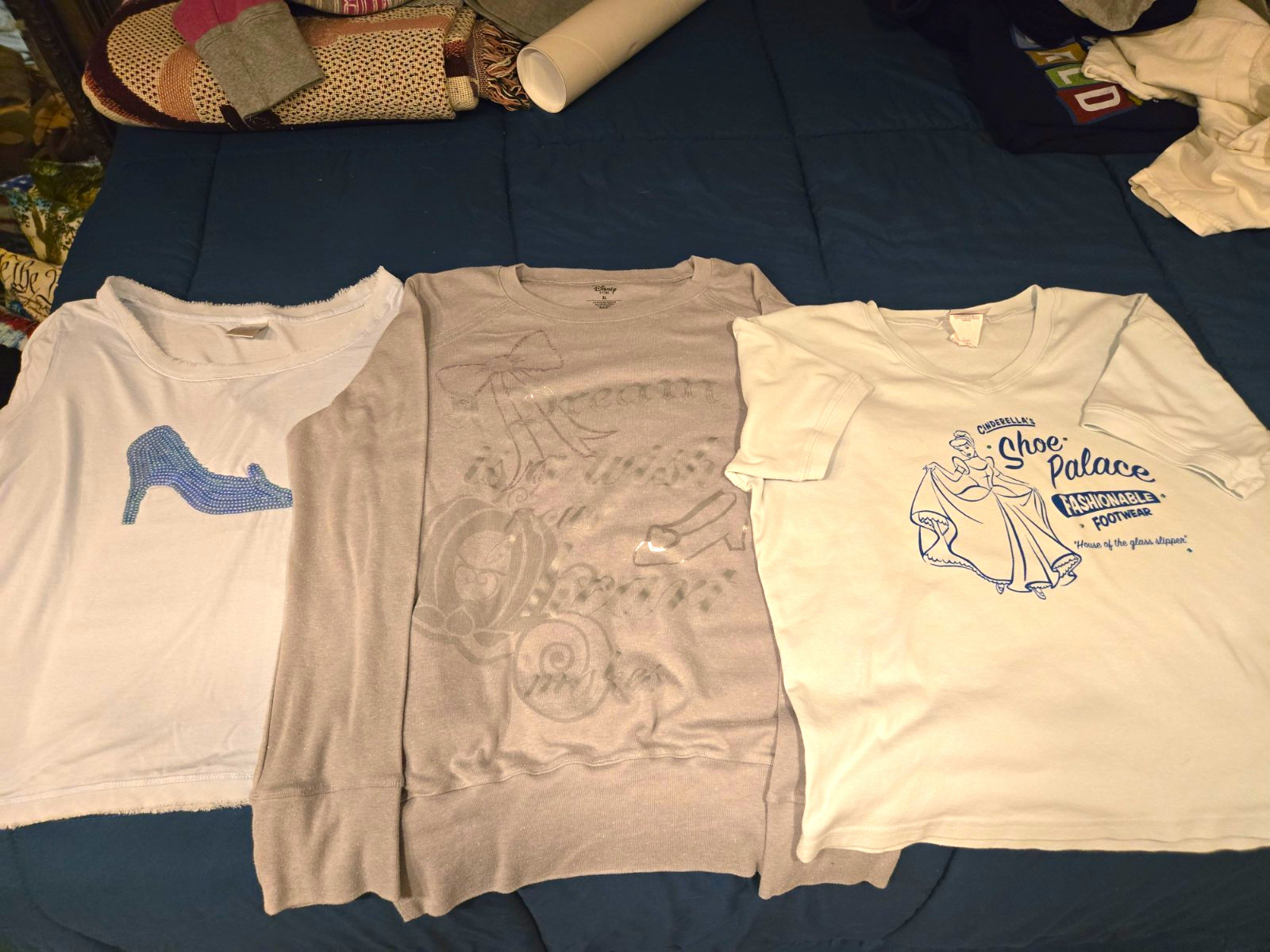 Disney Store Cinderella Shoe Palace Graphic T-Shirt Adult Size L M XL Slipper