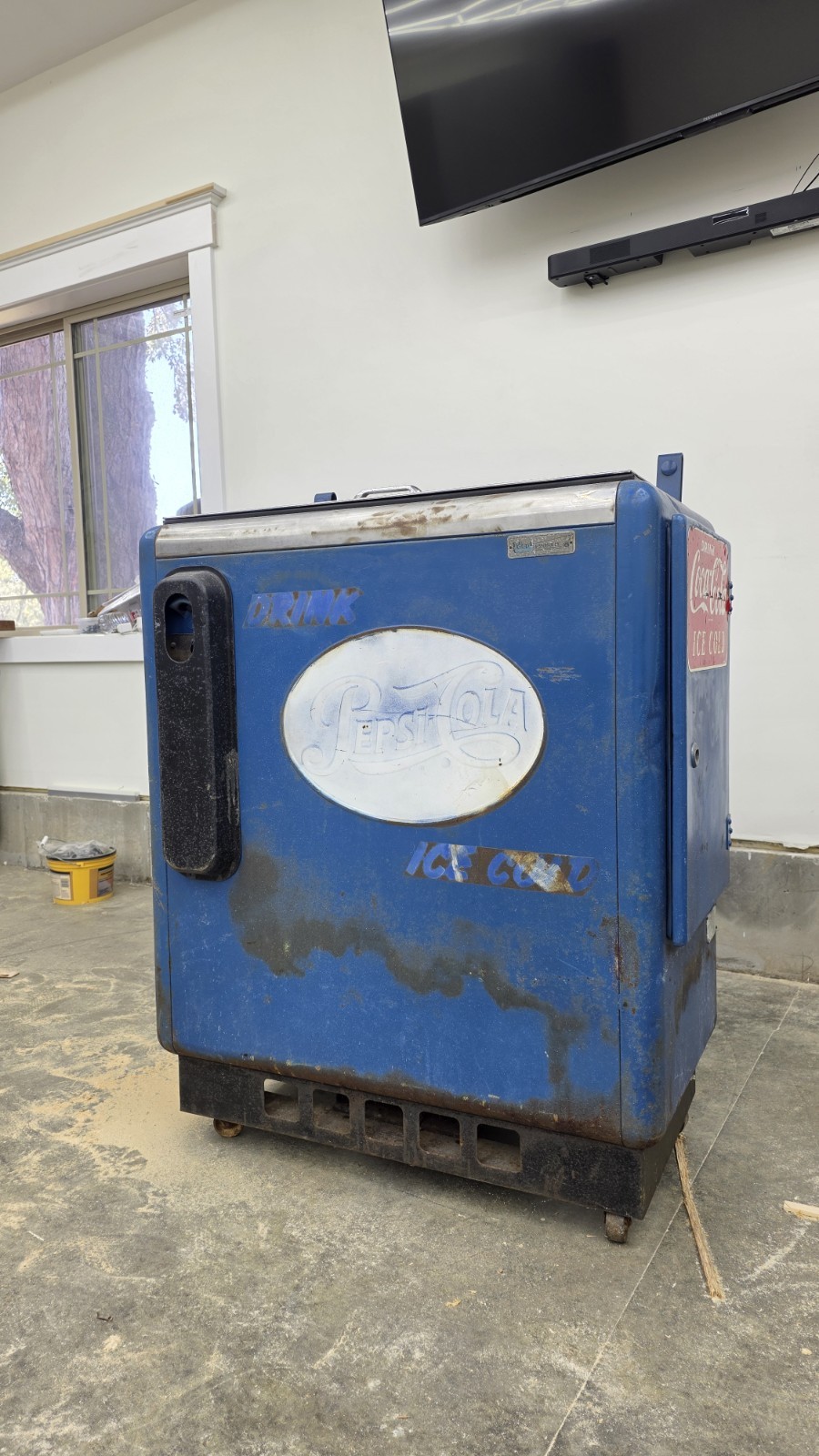Vintage Pepsi-Cola Machine – Ideal Dispenser Co. Model A-55