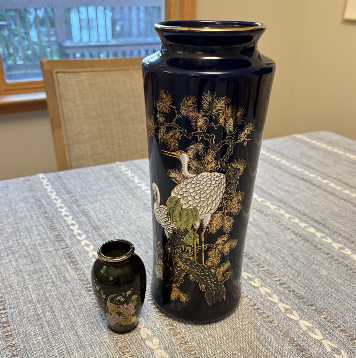 Japan Cobalt Blue Red Crested Cranes Gold Vase 11\ Japan Cobalt Blue Red Crested Cranes Gold Vase 11\