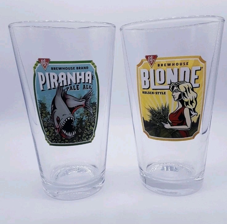 New BJ\'s Brewhouse Restaurant Piranha & Blonde Pale Ale Beer Glass 16oz Old Logo
