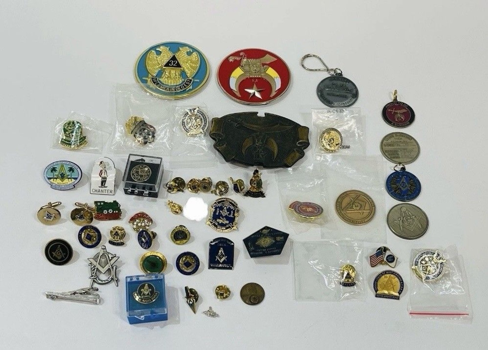 49 Vtg Masonic Shriner's Lapel Tie Pins Buckle Coins 40 50 60 Year 32 Rite Etc. 49 Vtg Masonic Shriner's Lapel Tie Pins Buckle Coins 40 50 60 Year 32 Rite Etc.
