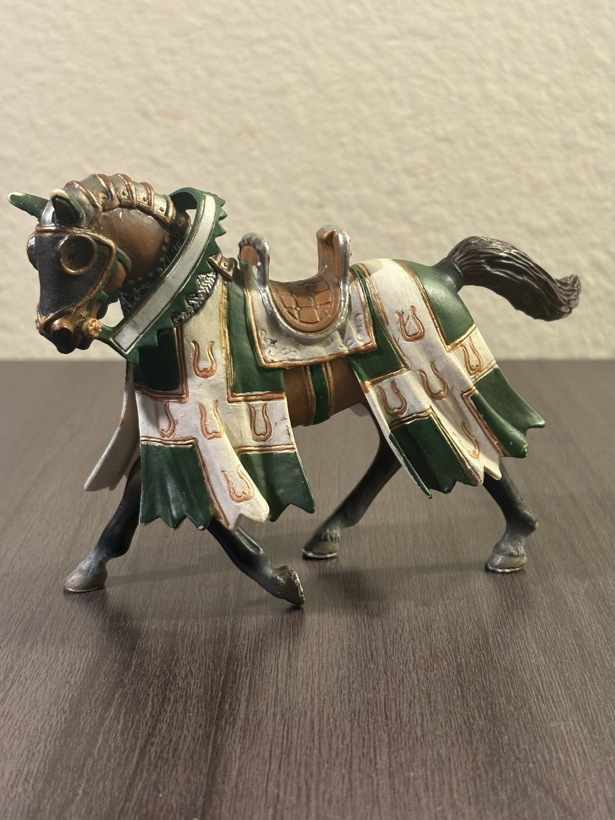 Schleich Tournament Horse Only No Knight 2005 Taurus Green & White 70047 B10