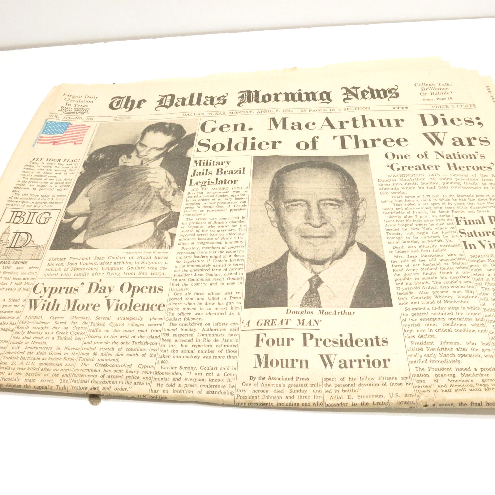 The Dallas Morning News April 6 1964 General Douglas MacArthur Memorial