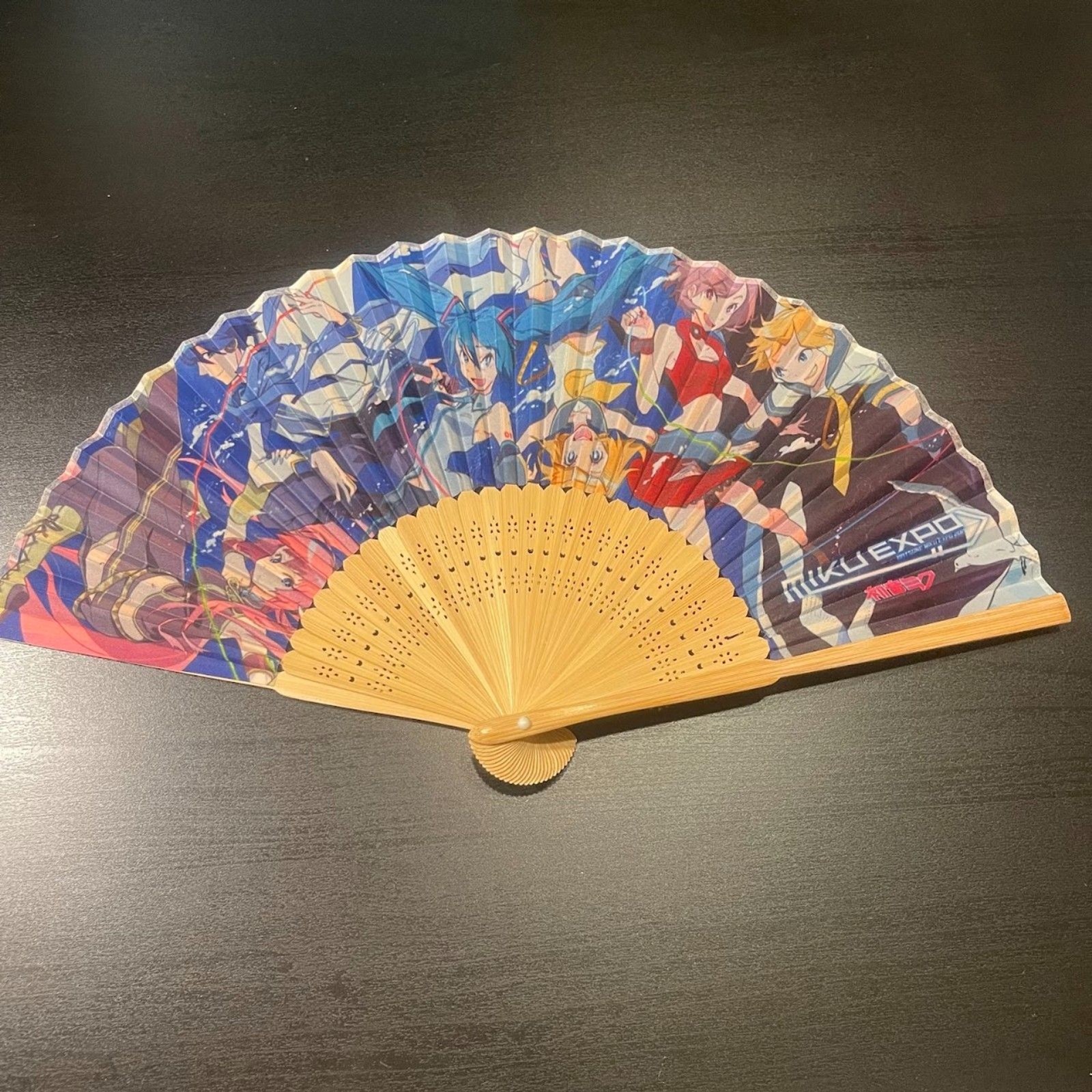 RARE Miku Expo 2014 VIP Swag Bag Exclusive Collector\'s Bamboo Fan Vocaloid RARE Miku Expo 2014 VIP Swag Bag Exclusive Collector\'s Bamboo Fan Vocaloid
