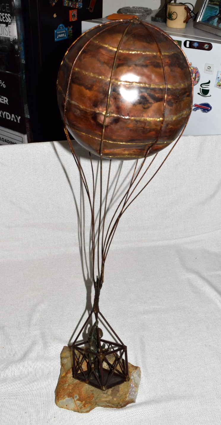 HOT AIR BALLOON BOY on STAND MID CENTURY MODERN SCULPTURE by BRIAN BIJAN (READ) HOT AIR BALLOON BOY on STAND MID CENTURY MODERN SCULPTURE by BRIAN BIJAN (READ)