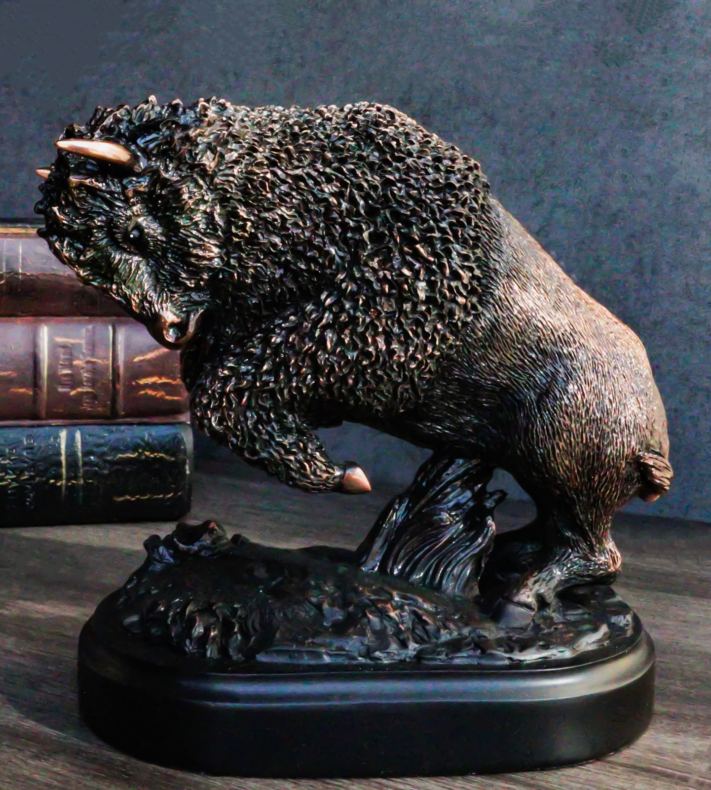Rustic Western Charging American Buffalo Bison Bronze Electroplated Resin Statue Rustic Western Charging American Buffalo Bison Bronze Electroplated Resin Statue