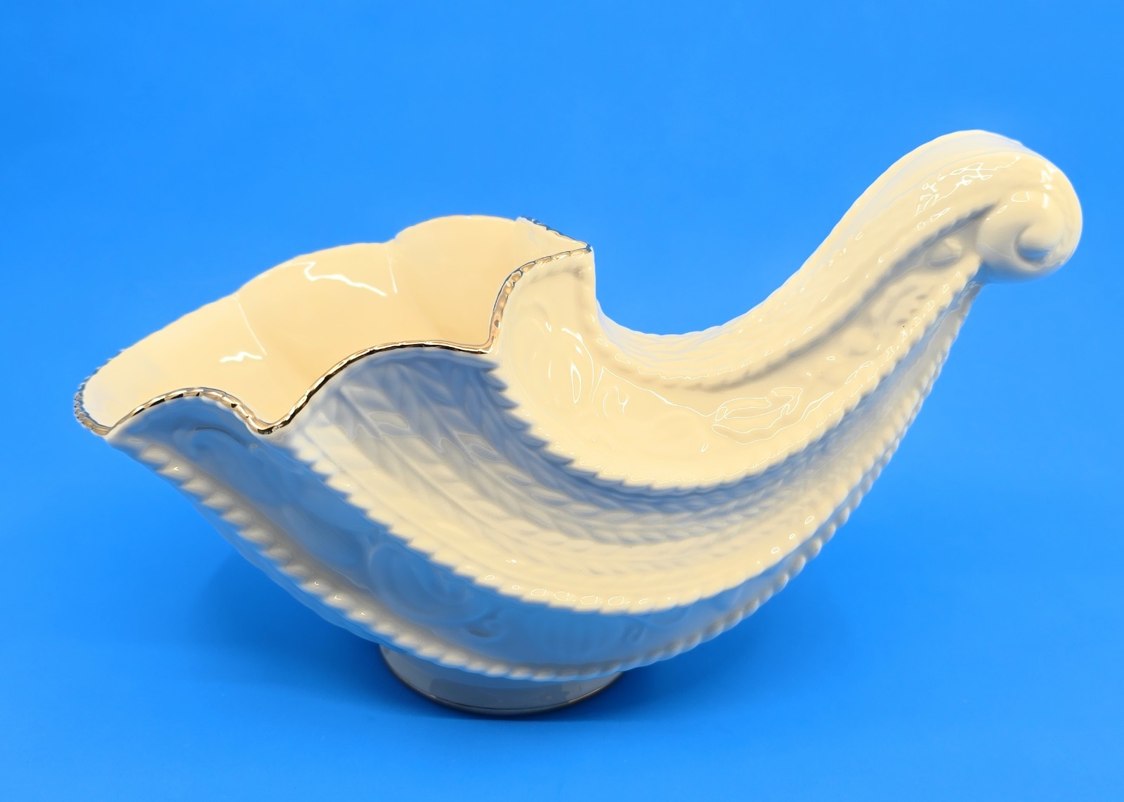 Lenox Harvest Sculpted Ivory Fine China 24 Karat Gold Medium Cornucopia