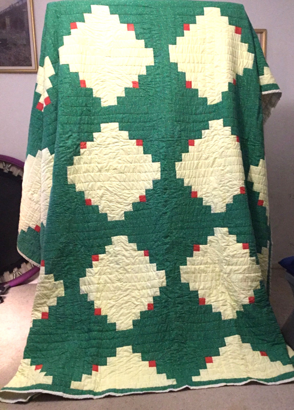 Vintage Homemade Green & Yellow Quilt Vintage Homemade Green & Yellow Quilt