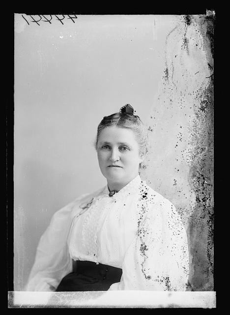 Photo:Mrs. L.A. Sheperd