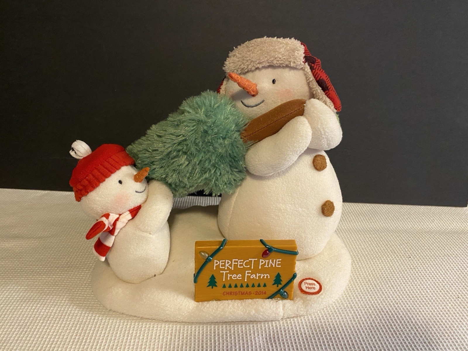 Hallmark Jingle Pals The Perfect Pine Tree Farm Animated Musical Plush Snowman Hallmark Jingle Pals The Perfect Pine Tree Farm Animated Musical Plush Snowman
