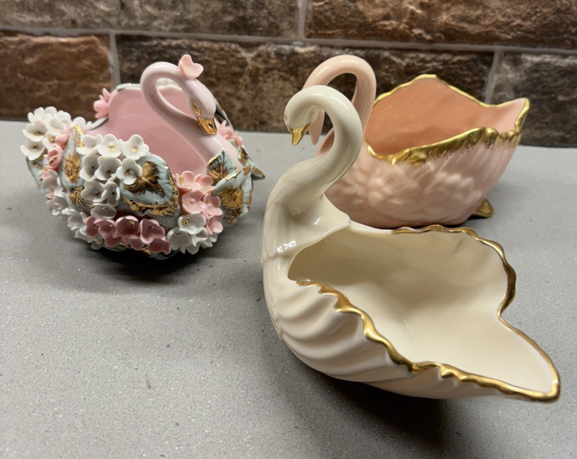 Lot of 3 Vintage Lefton China Lenox Pink & Gold Swan Trinket Dish Hand Painted Lot of 3 Vintage Lefton China Lenox Pink & Gold Swan Trinket Dish Hand Painted