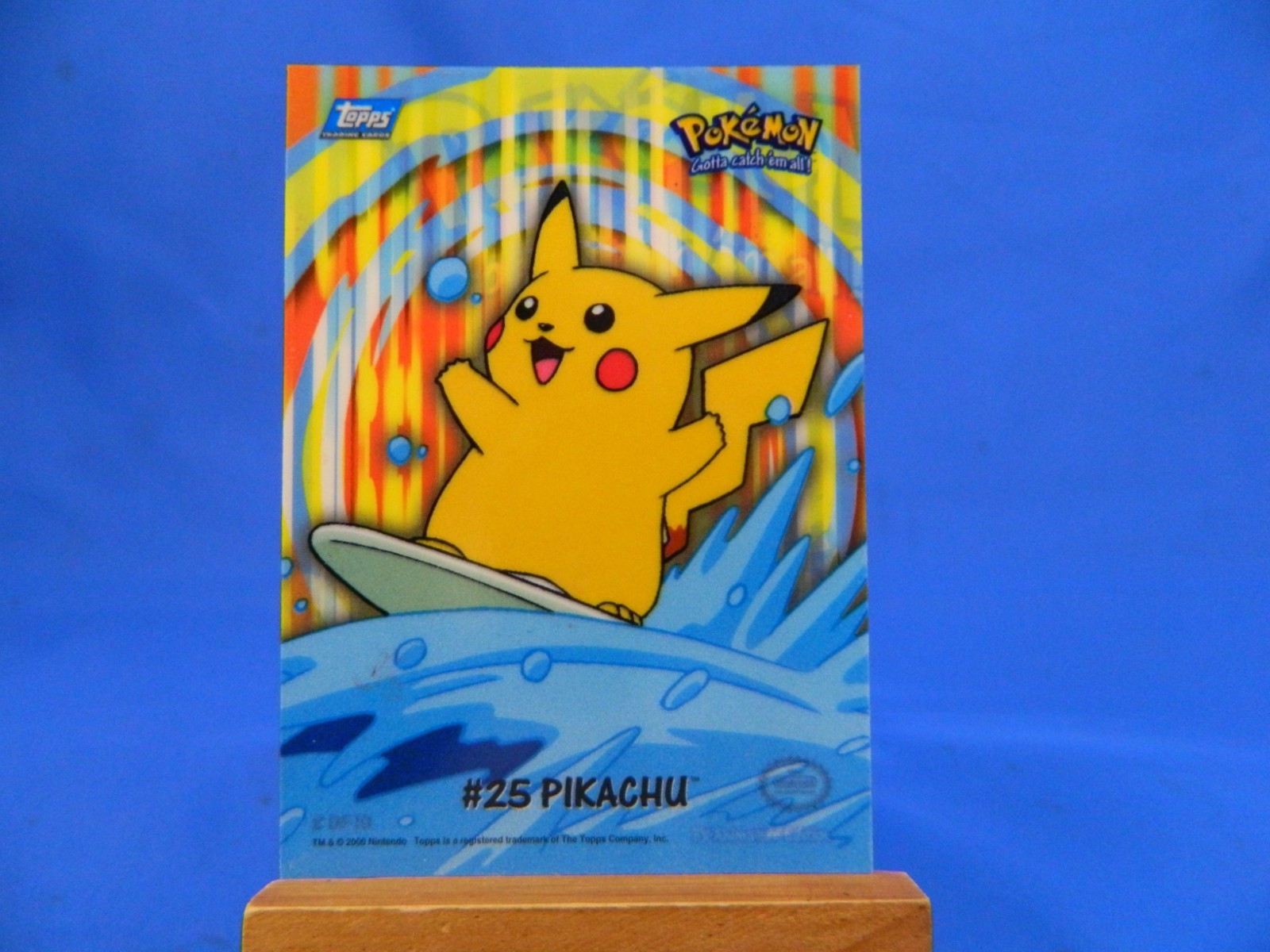 Surfing Pikachu Topps 2000 Pokemon #25