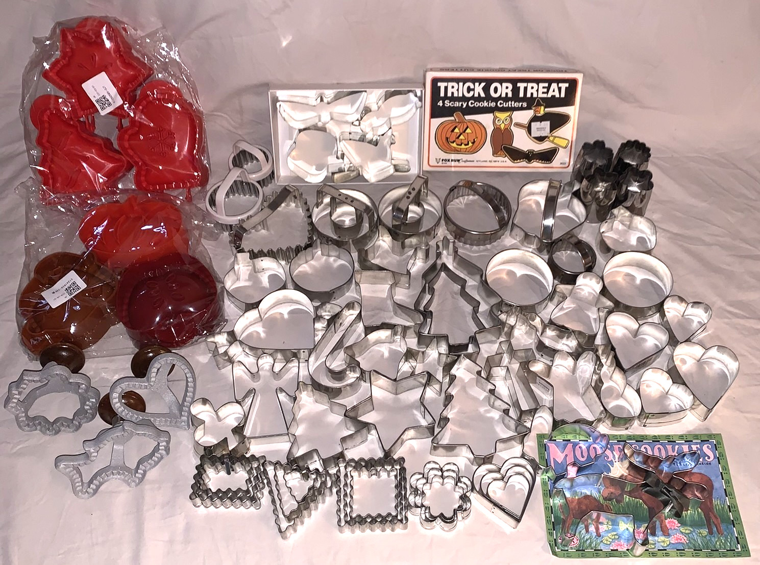 Great Big Lot   Cookie Cutters  Many Many  Designs