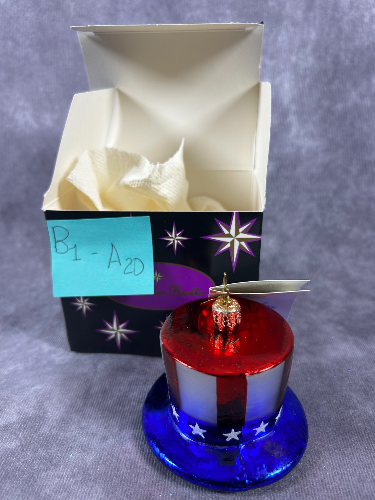 Vintage Christopher Radko Liberty Lid Patriotic Top Hat Glass Christmas Ornament