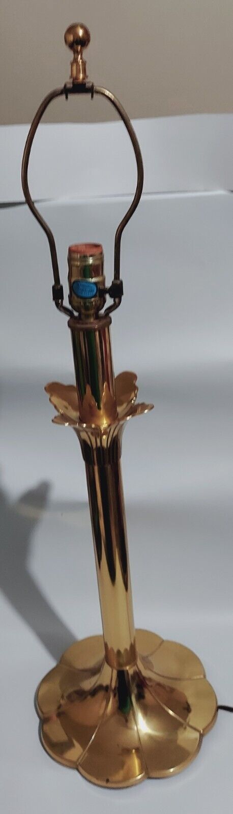 Vintage Brass Stiffel Tulip Lily Table Lamp 6163 Mid century Regency