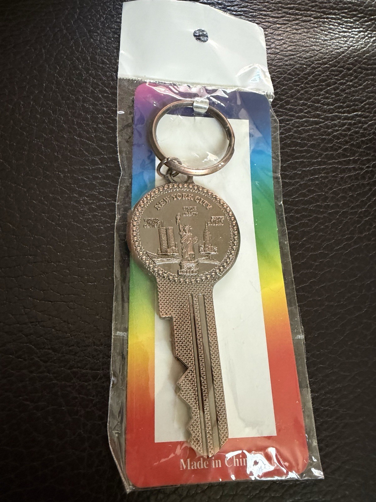 Vintage NYC Pre-9/11 Key-Shaped Brass Keychain Statue of Liberty Twin Towers NOS Vintage NYC Pre-9/11 Key-Shaped Brass Keychain Statue of Liberty Twin Towers NOS