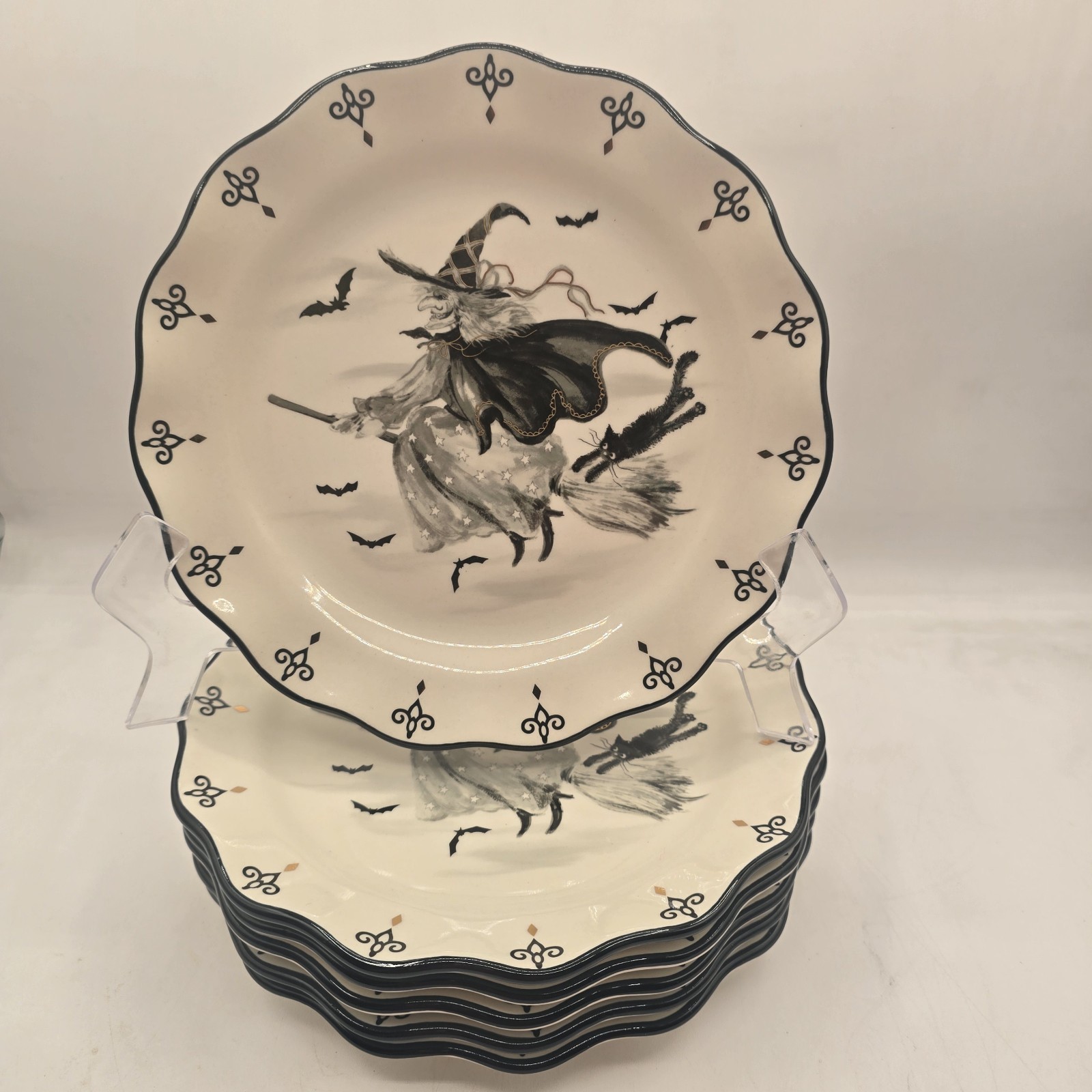 Potter's Studio Flying Witch With Black Cat Salad Plates Set 6 Halloween Scallop Potter's Studio Flying Witch With Black Cat Salad Plates Set 6 Halloween Scallop