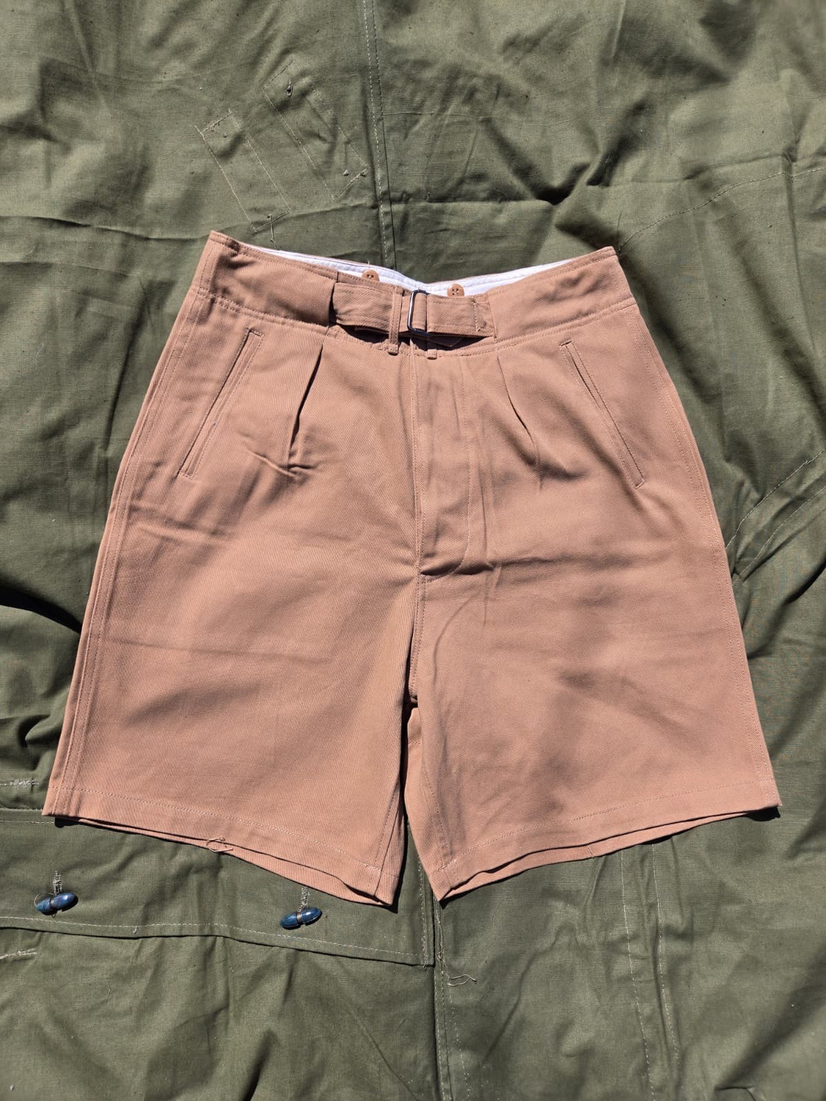 WWII German Luftwaffe LW Tropical Shorts (vintage 1930s 1940s menswear shorts) WWII German Luftwaffe LW Tropical Shorts (vintage 1930s 1940s menswear shorts)
