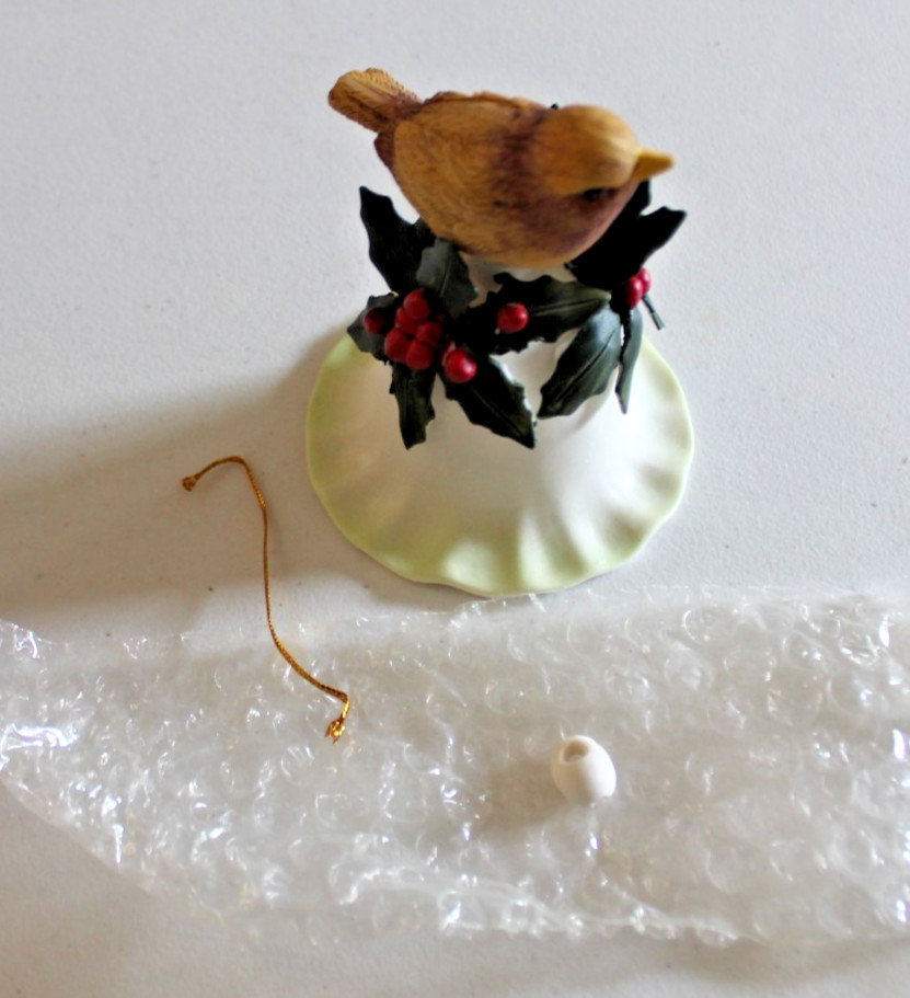 Vintage Brown/Gold Finch Bird Bell Bisque Holly Berries Leaves