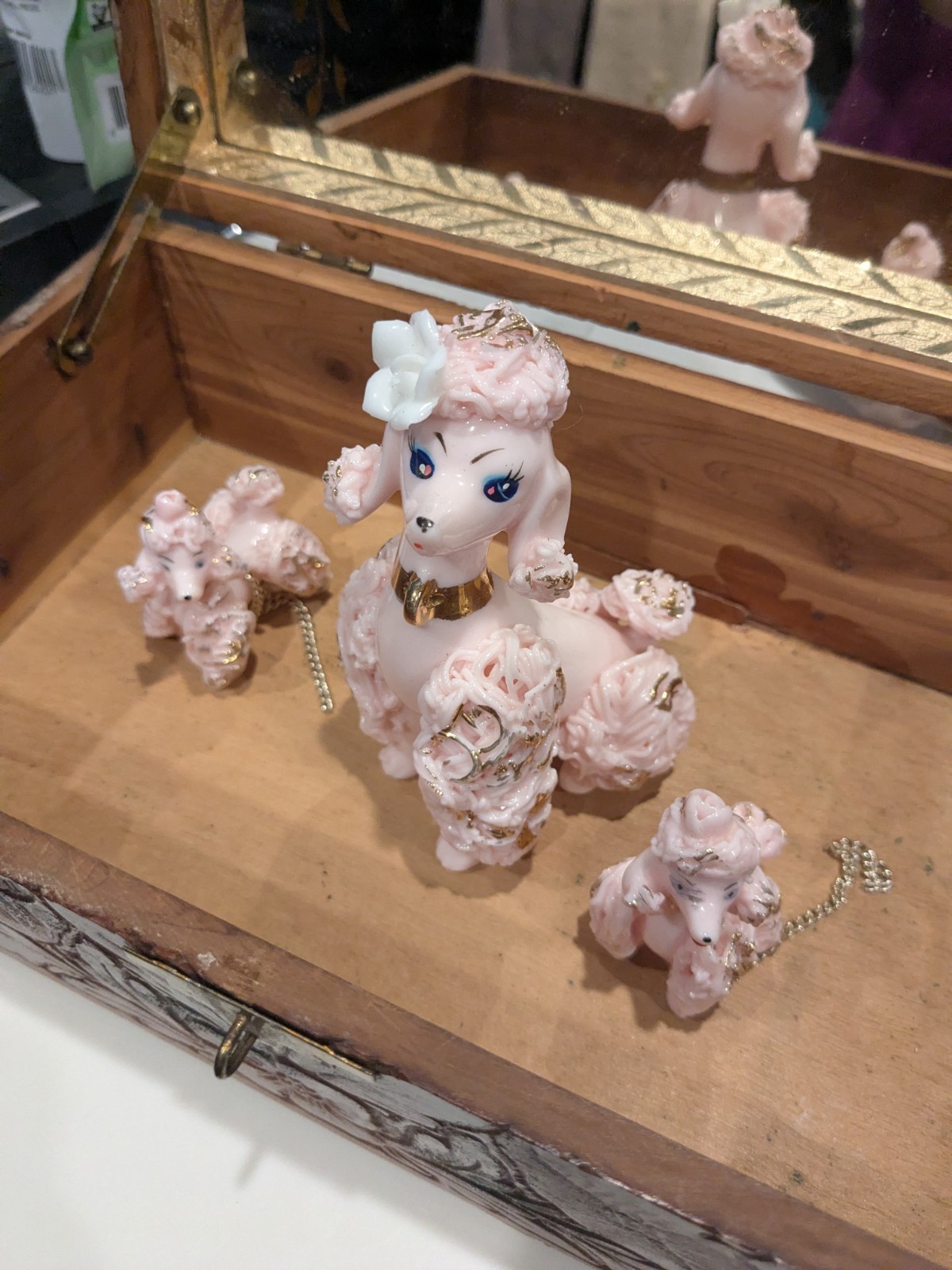 Vintage Pink Spaghetti Poodle Figurine Set Japan Dog Family Chain Vintage Pink Spaghetti Poodle Figurine Set Japan Dog Family Chain