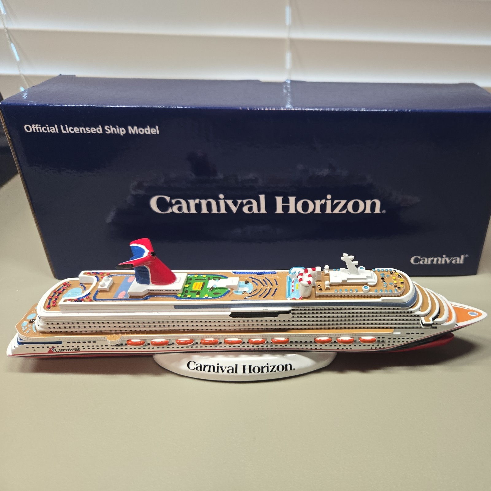 NEW Carnival Cruise Line Model Ship Horizon
