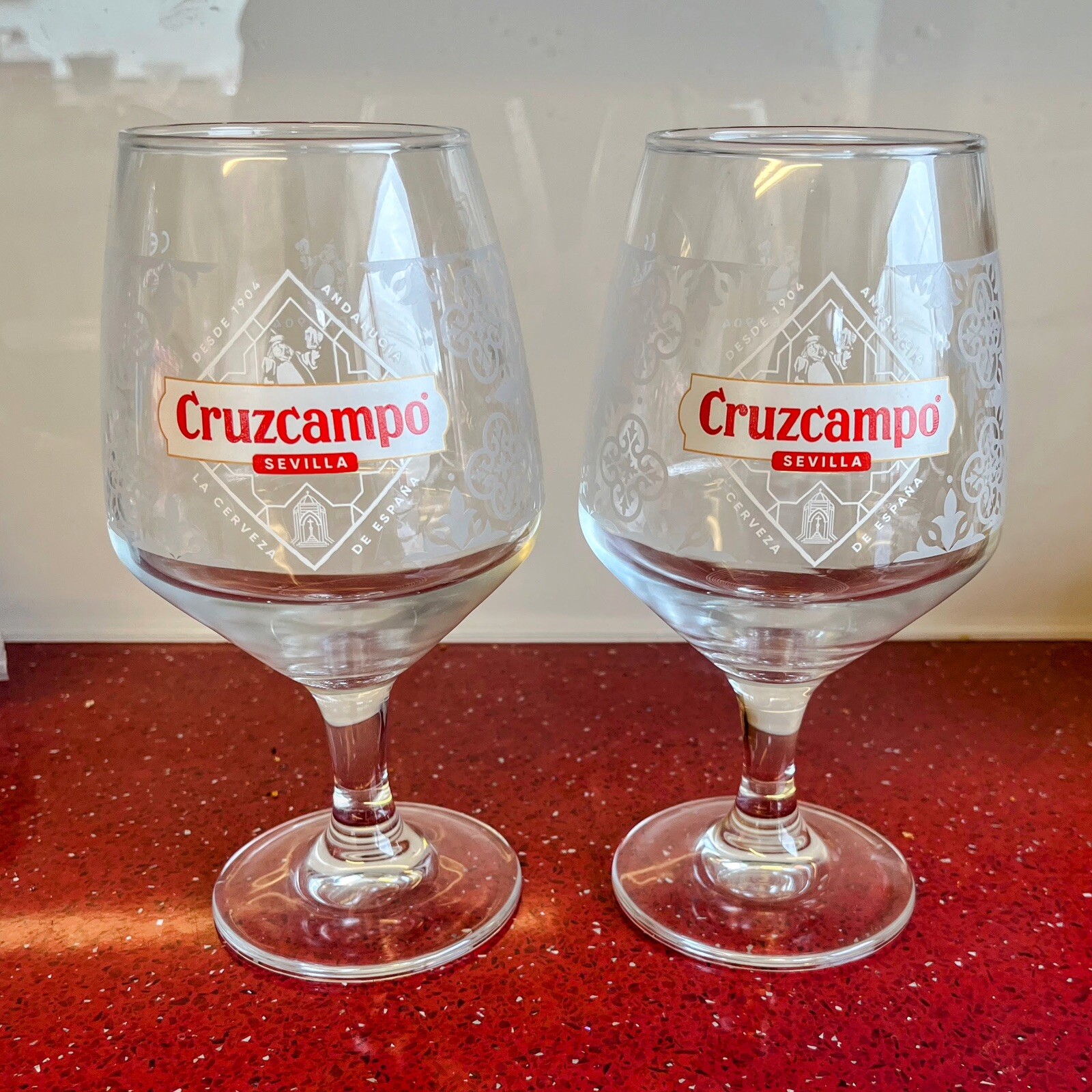 2x Cruzcampo Pint Chalice Glasses Brand New M24 Free Postage 2x Cruzcampo Pint Chalice Glasses Brand New M24 Free Postage