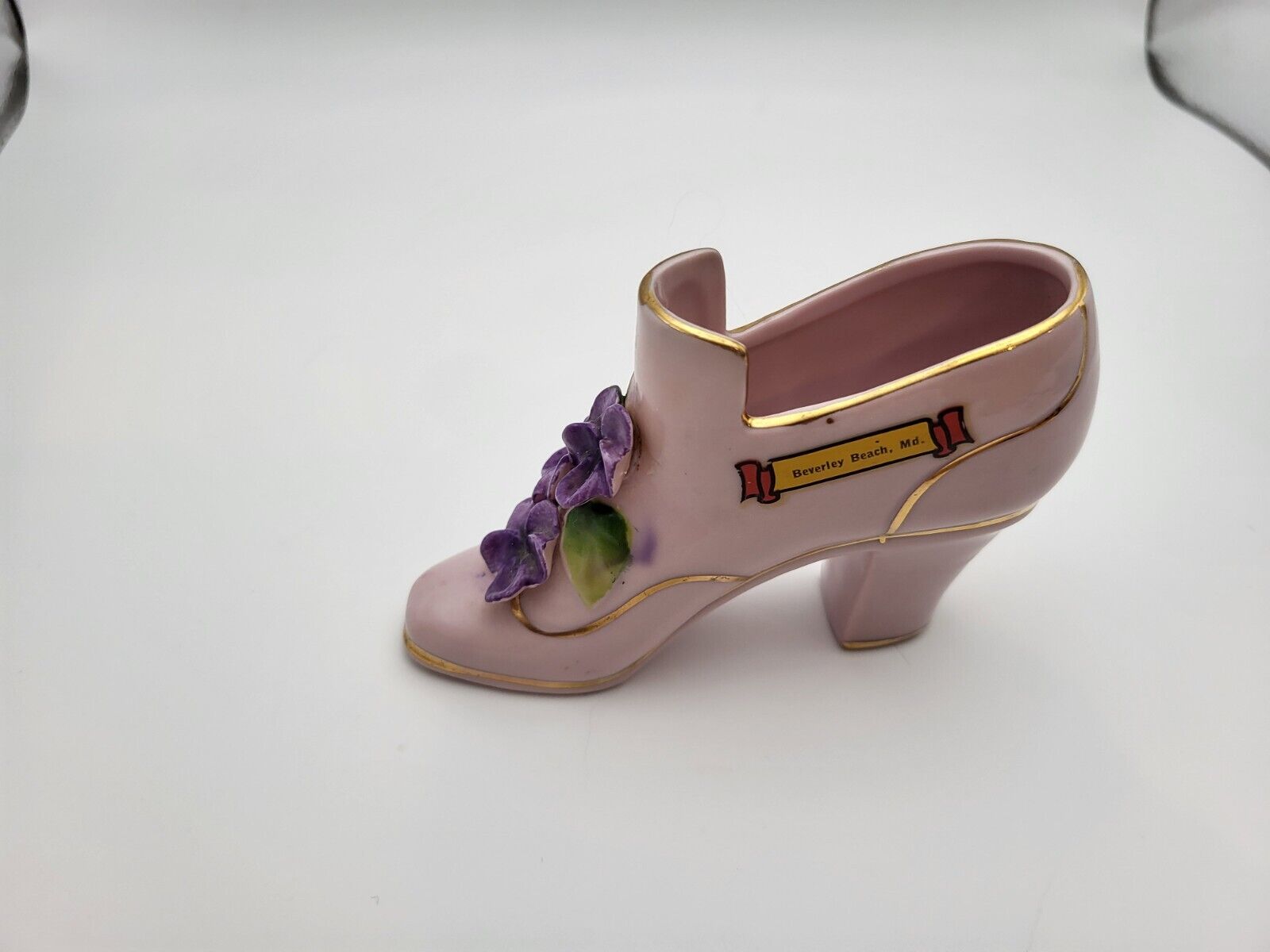 Vtge Ceramic Miniature High Heel Shoe Soveigner Beverley Beach MD Victorian Pink