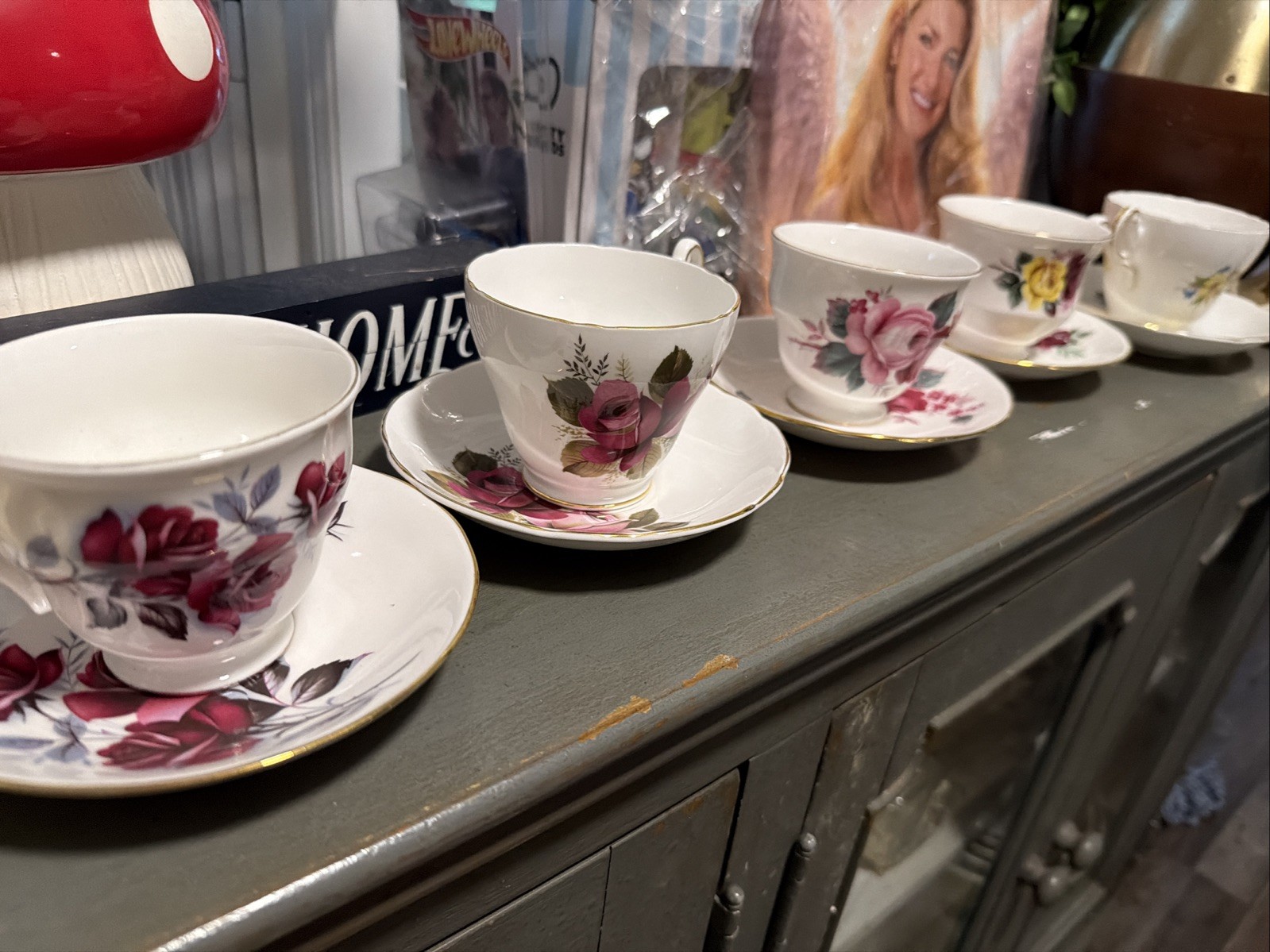 vintage Queen Anne Fine Bone China teacup and saucer sets vintage Queen Anne Fine Bone China teacup and saucer sets