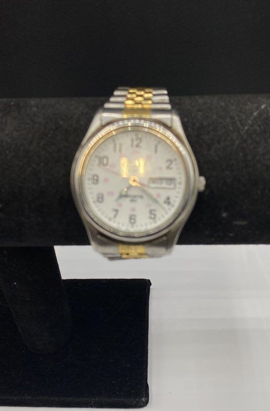 Seiko Sports 50 Railroad Approved Men's Watch Two Tone Day Date 7N43-9A00 35mm