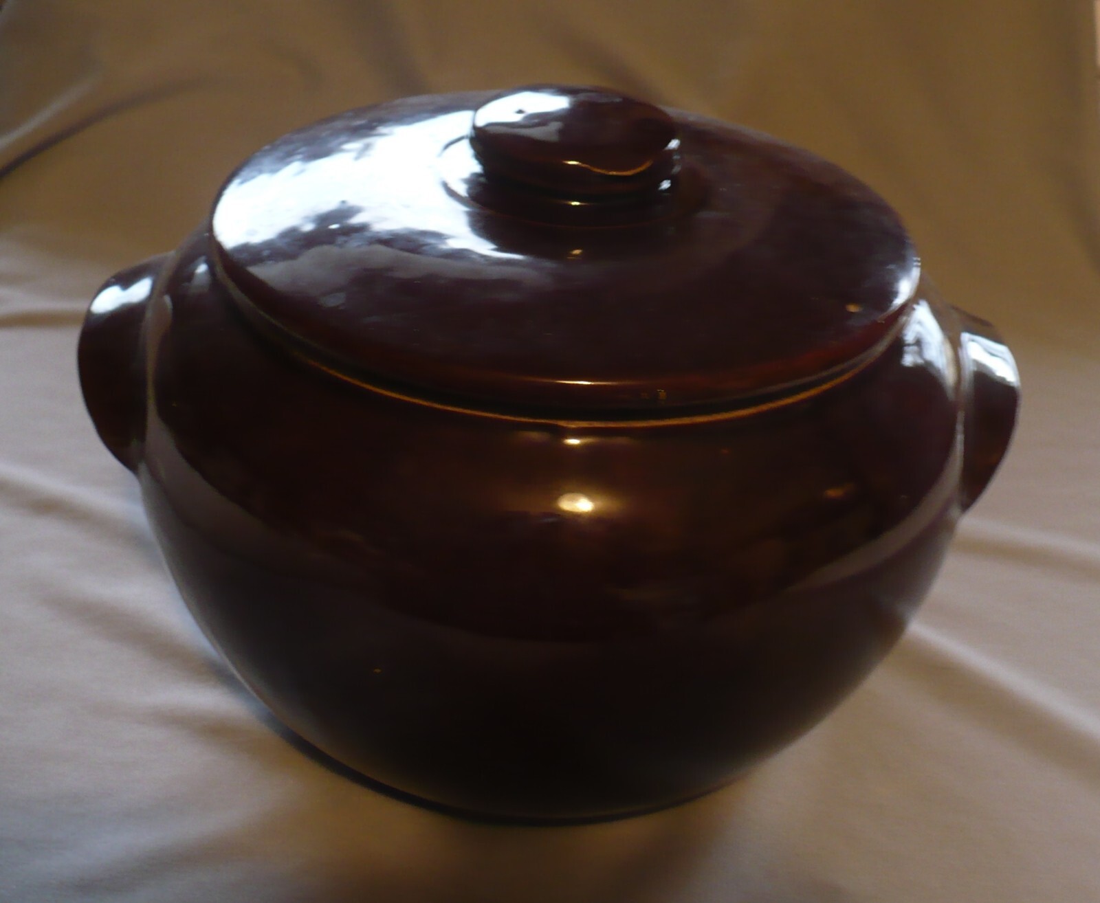 Vintage Stoneware Bean Pot USA Pottery Brown Glaze 2--Quart Complete w/ Lid