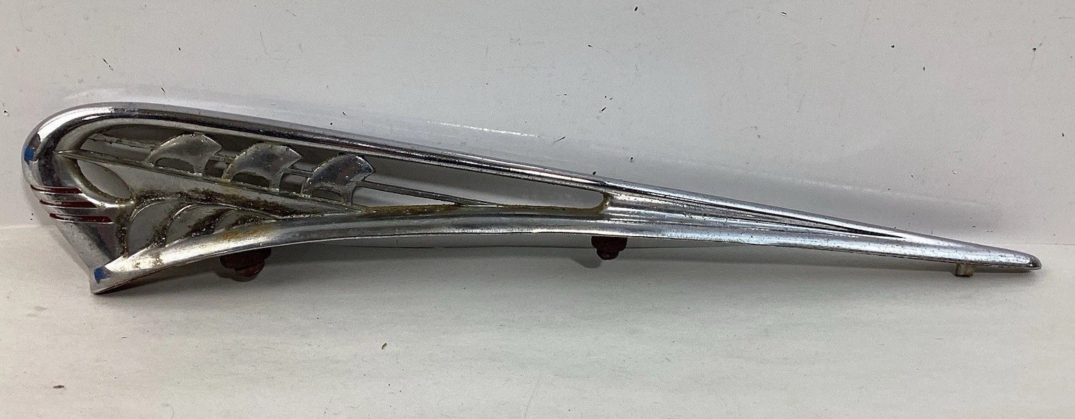 1941 Plymouth Hood Ornament Chrome 901955 1941 Plymouth Hood Ornament Chrome 901955
