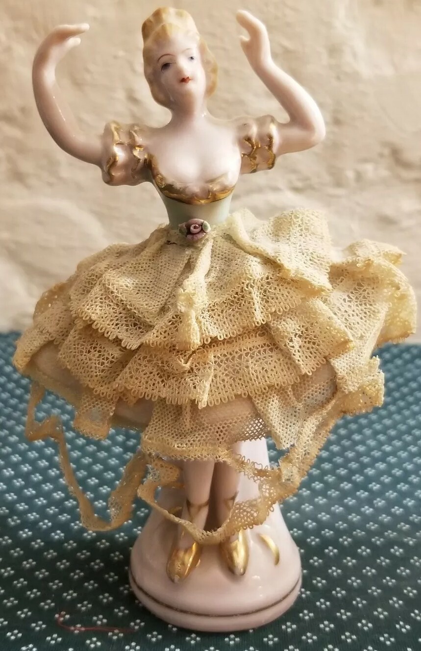 Vintage Ballet Dancer Bailarina Figurines Pink