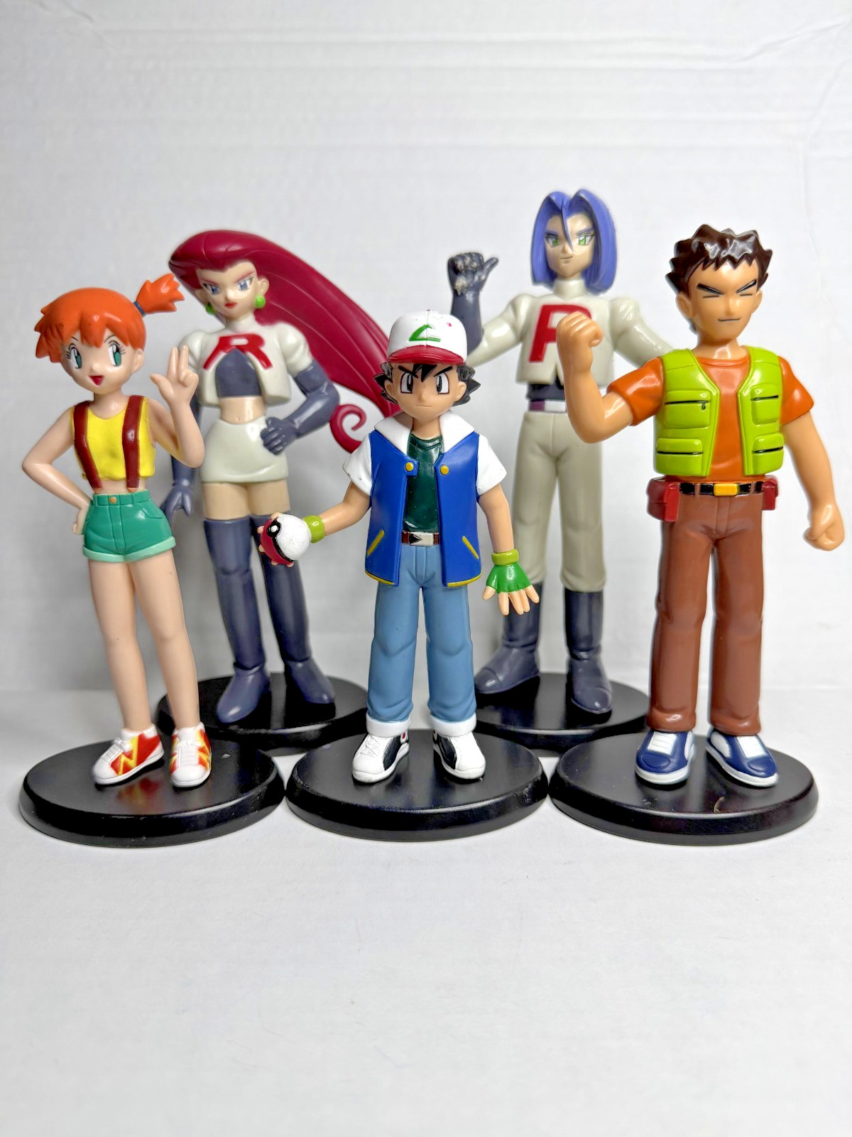Vintage 1998 TOMY Pokemon Trainer Figure Lot Ash Misty Brock Jessie James Stands