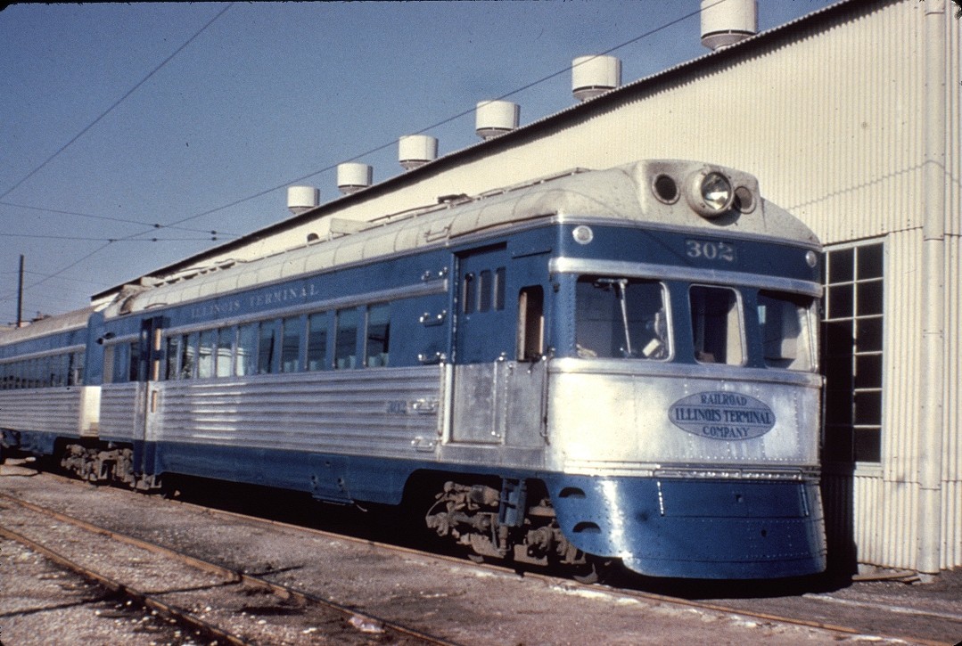 Illinois Terminal (IT) - Streamliner - #302 - Duplicate 35mm Slide
